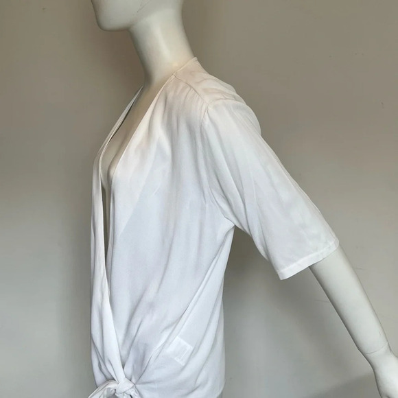 Ya Ya Womens  White Side Knot Assent Short Sleeve Top Blouse US 10 NWOT - Picture 4 of 11